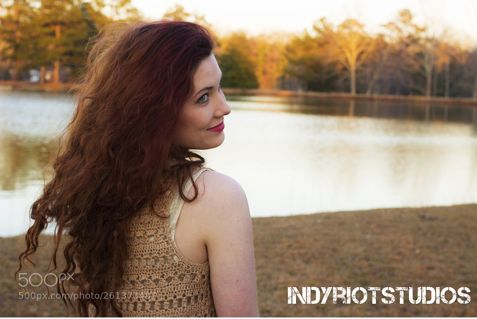 Canon EOS 600D (Rebel EOS T3i / EOS Kiss X5) sample photo. Hippie girls photography
