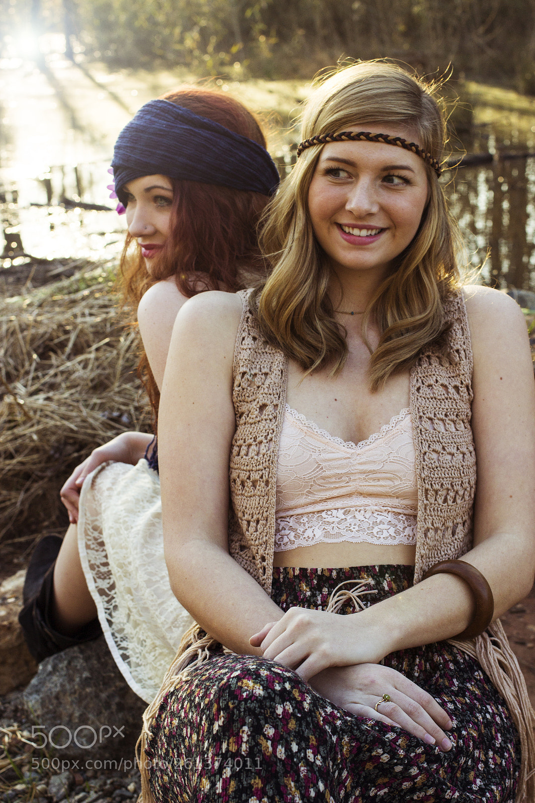 Canon EOS 600D (Rebel EOS T3i / EOS Kiss X5) sample photo. Hippie girls photography