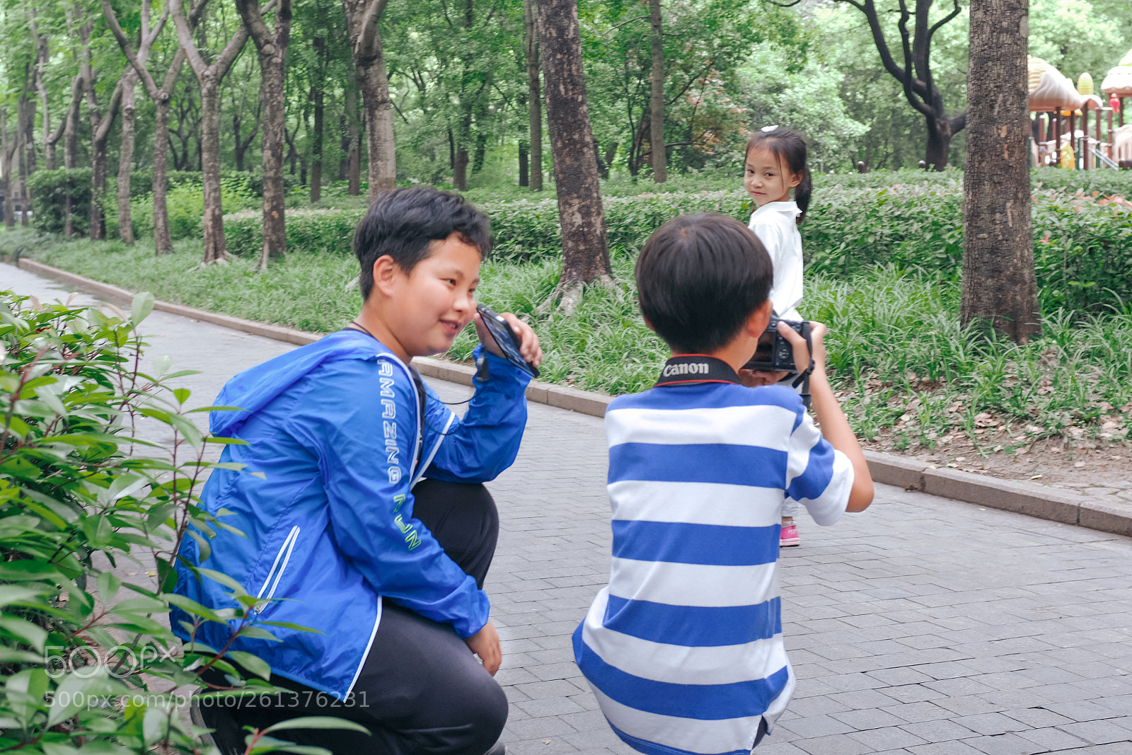 Fujifilm X100F sample photo. Young photographer photography