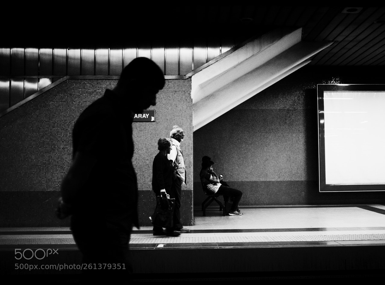 Canon EOS 6D sample photo. Shadows and faces photography