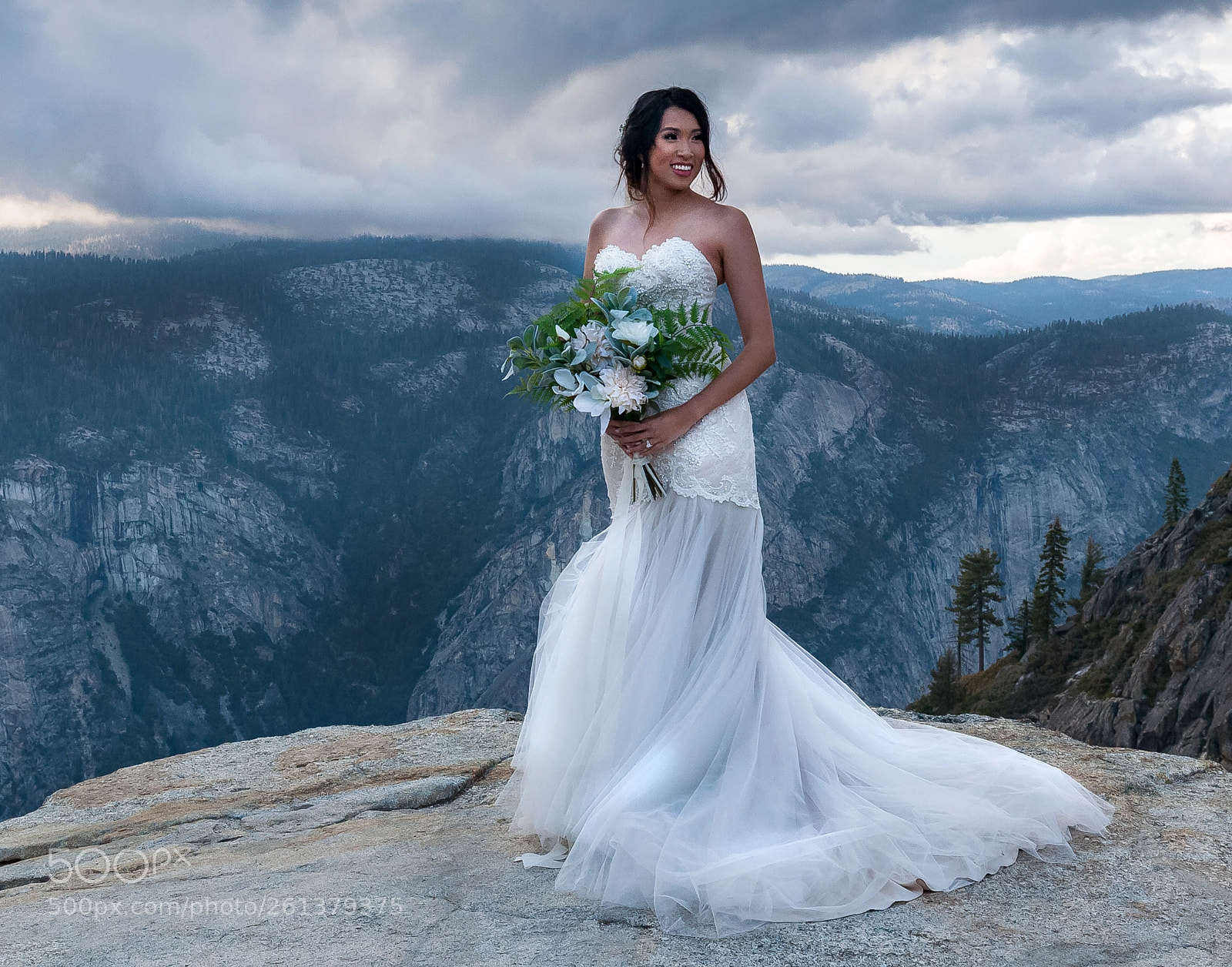 Canon EOS 5D sample photo. Bride to be. photography
