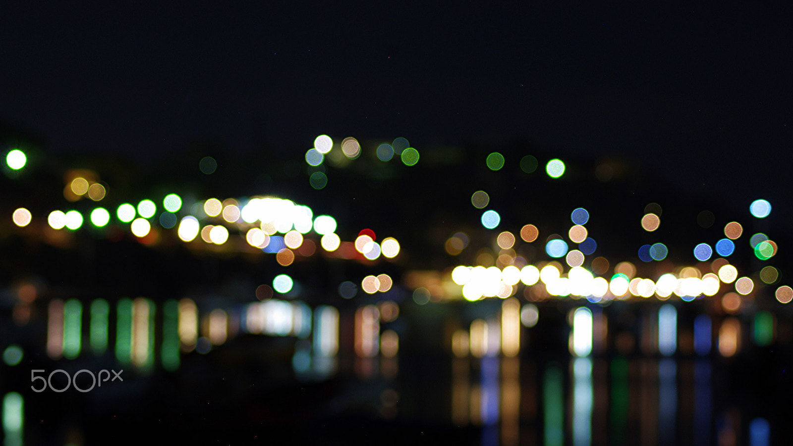 Pentax K-r + Tamron AF 70-300mm F4-5.6 LD Macro 1:2 sample photo. Porto azzurro bokeh photography