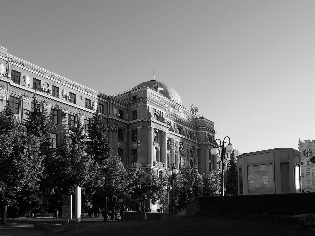 Olympus PEN E-PL5 sample photo. Railway administration building photography