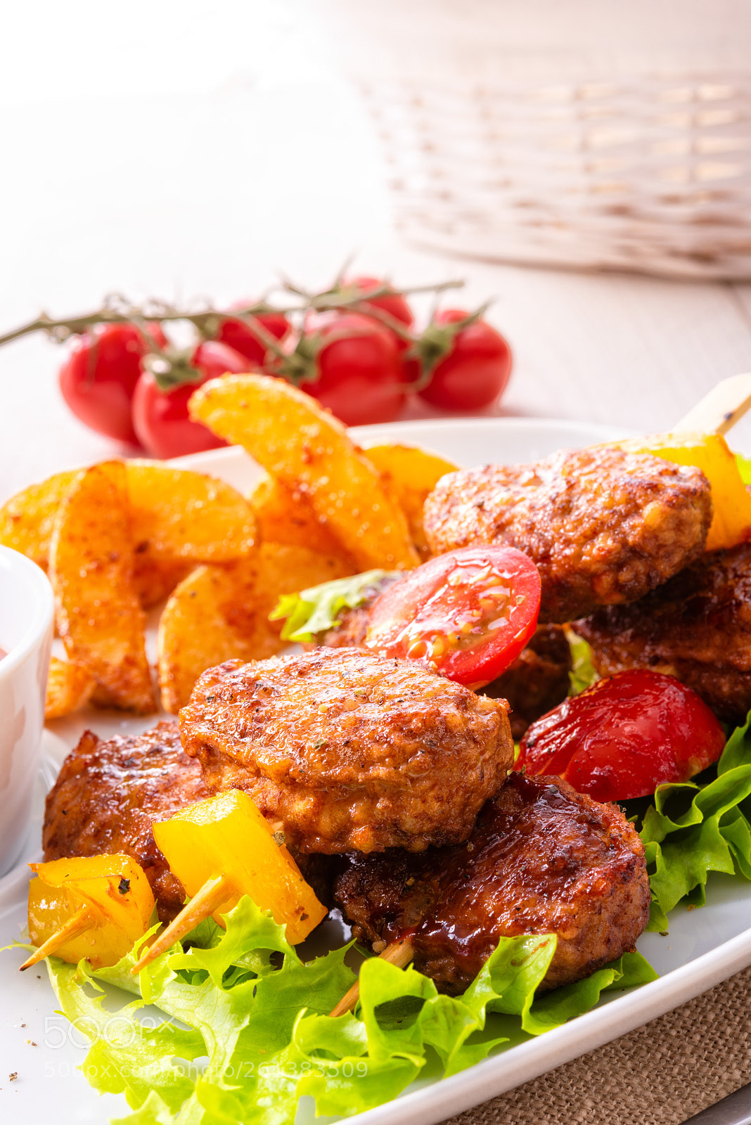 Nikon D810 sample photo. Meatballs skewers of tomato photography