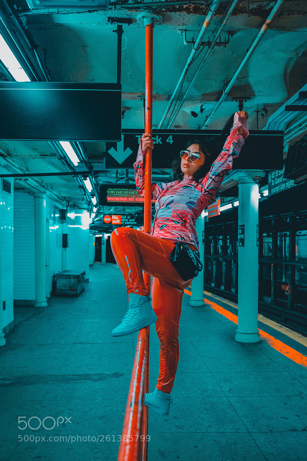 Canon EOS 6D sample photo. Underground vibes photography