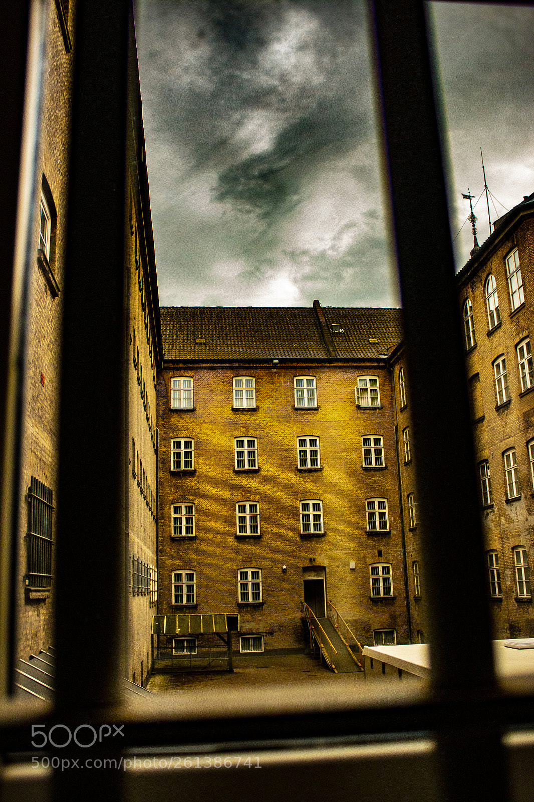 Canon EOS 70D sample photo. Behind bars photography