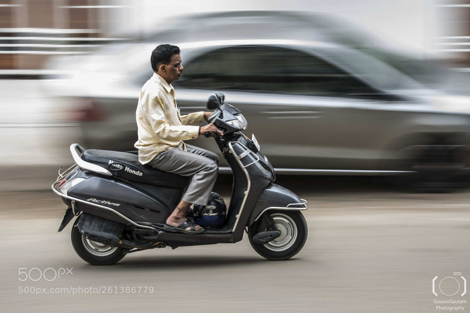 Nikon D3400 sample photo. Panning photography