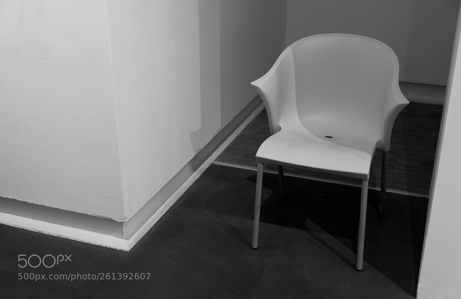 Panasonic Lumix DMC-LX100 sample photo. White seat photography