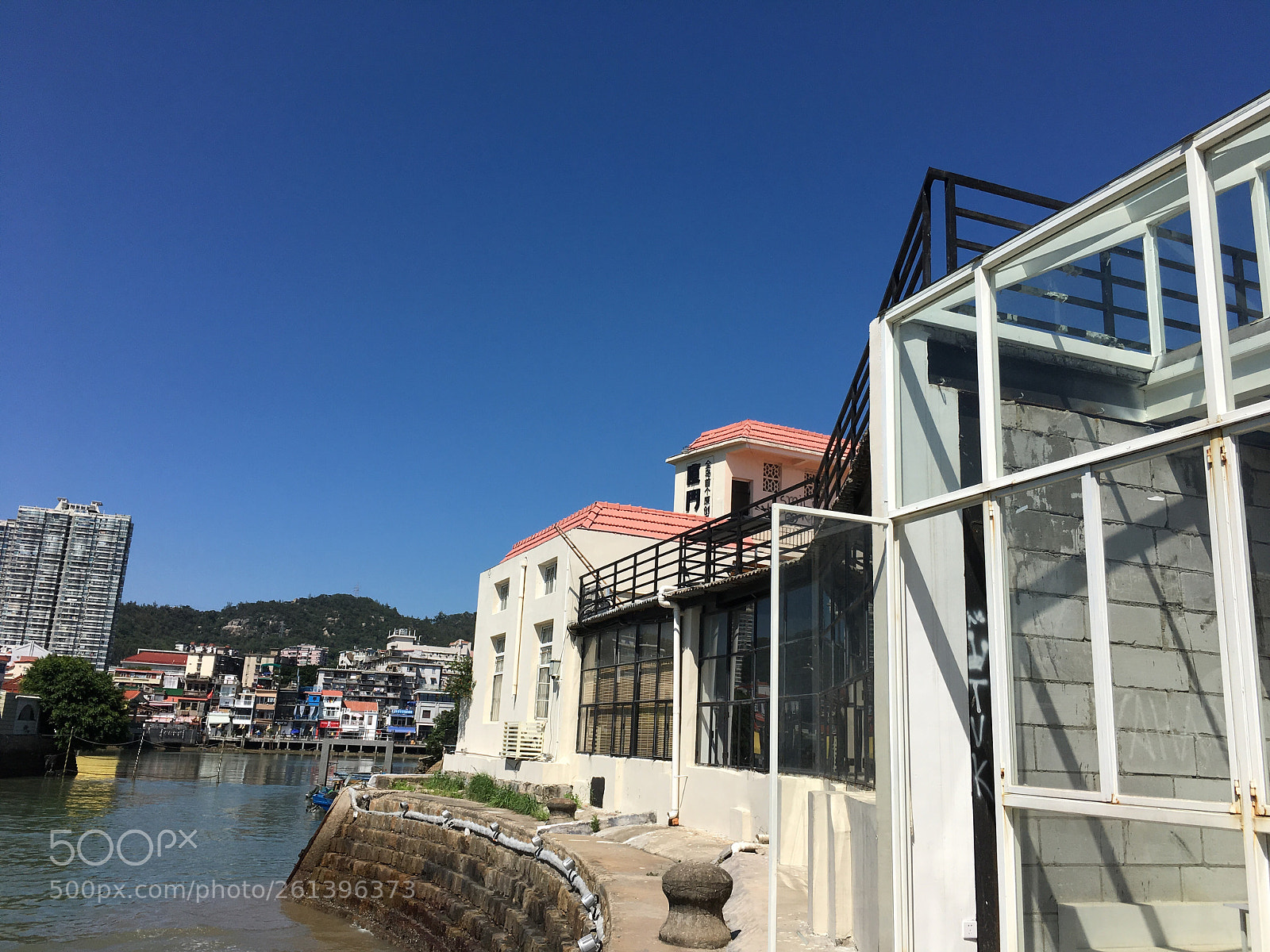Apple iPhone 6s sample photo. Houses by the sea photography