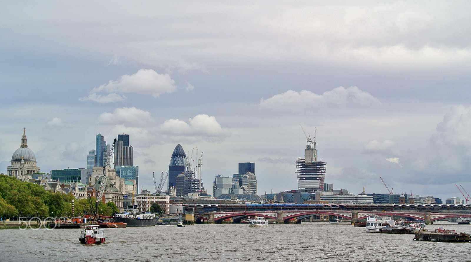 Nikon 1 J1 sample photo. London under construction photography