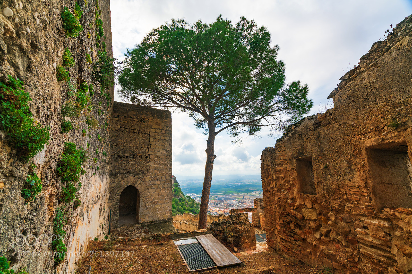 Sony a7R II sample photo. The medieval castle of photography