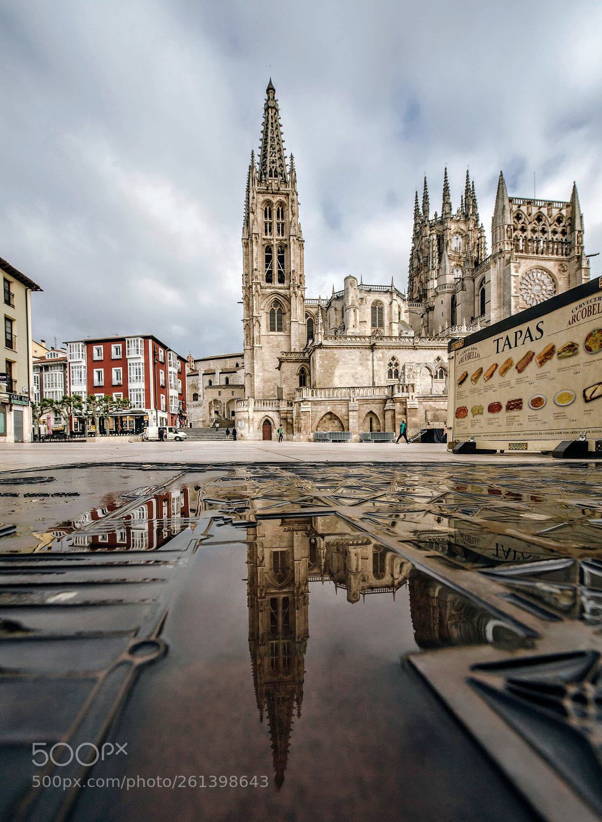 Nikon D5 sample photo. Catedral de burgos. photography