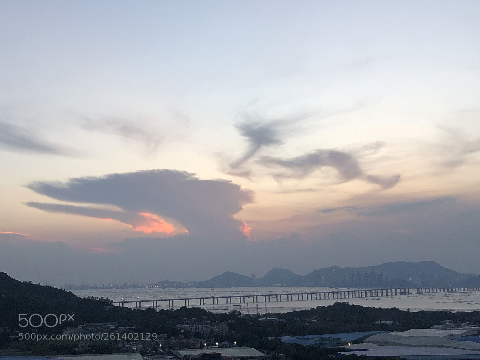 Apple iPhone X sample photo. Dragon photography