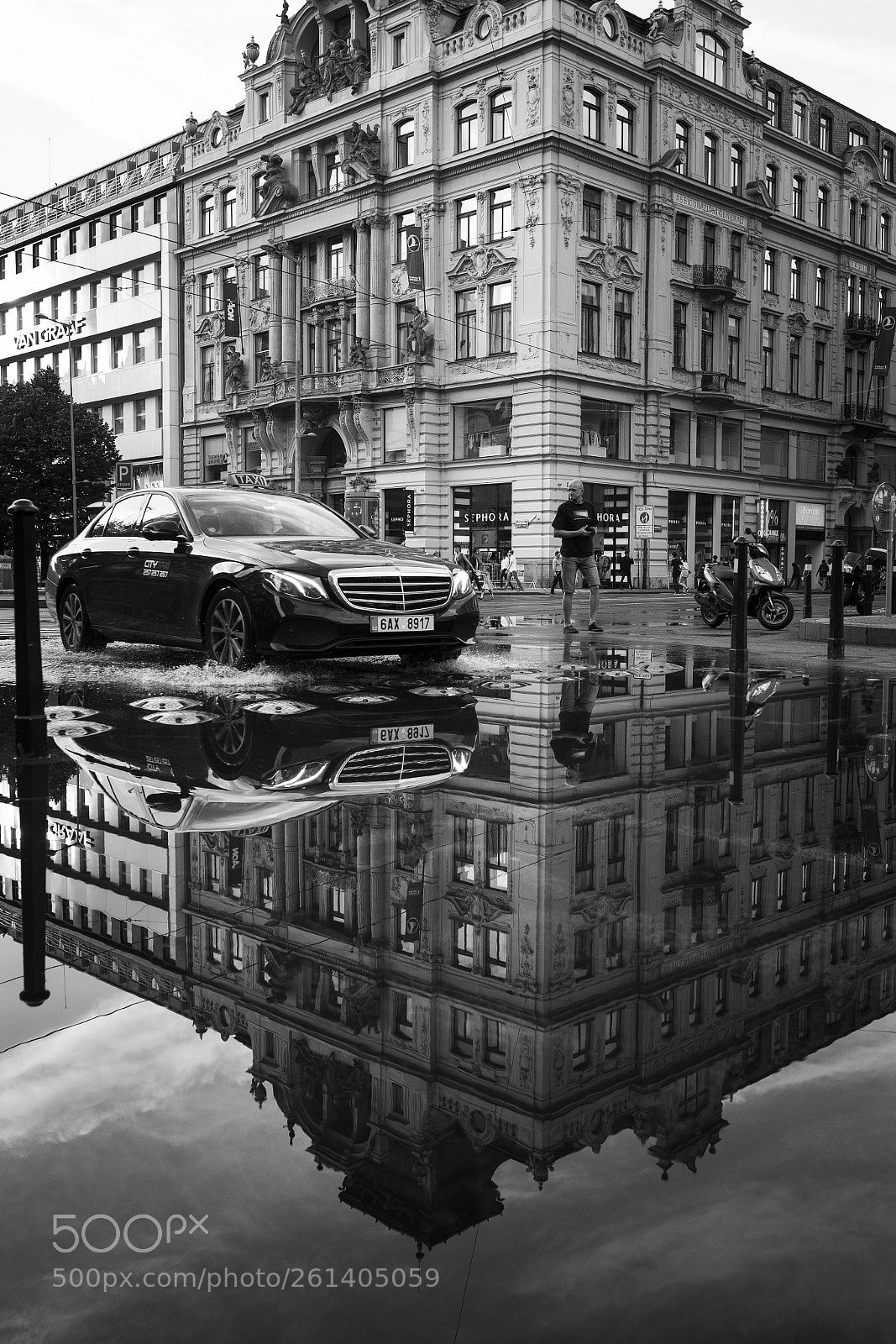 Canon EOS 6D sample photo. Wenceslas square, reflection photography