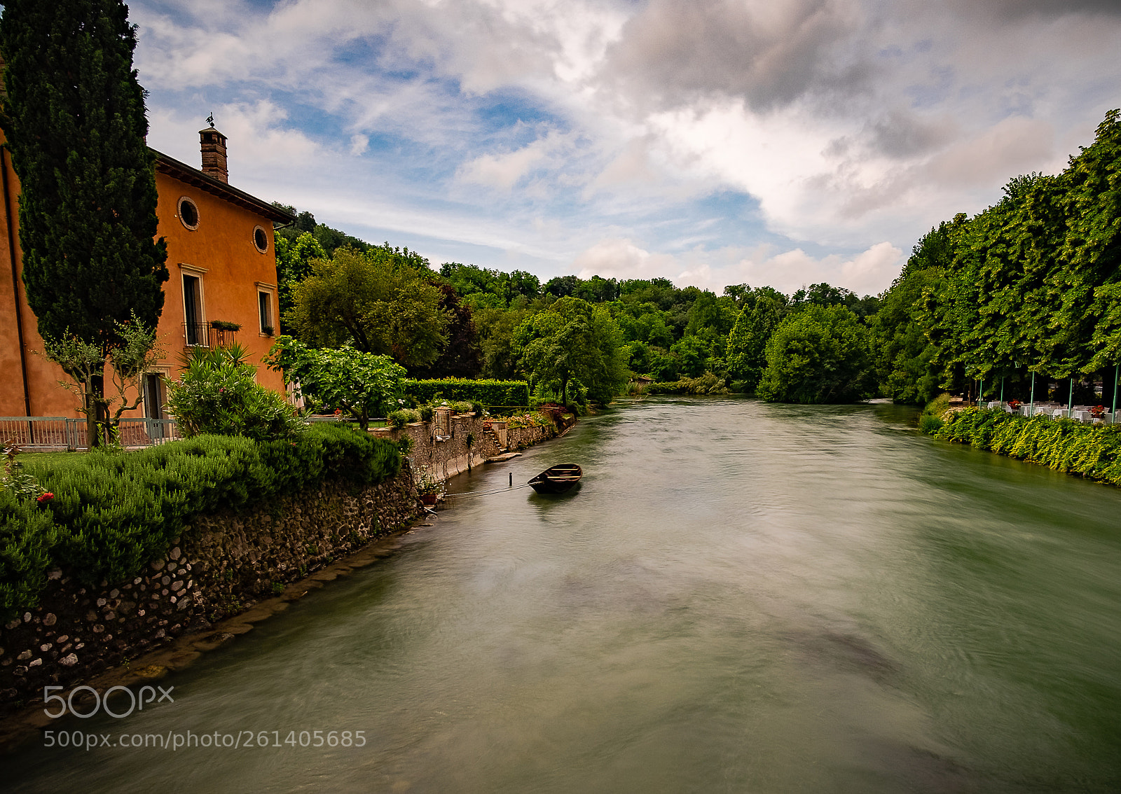 Fujifilm X-T10 sample photo. .. la barca sul fiume ... photography