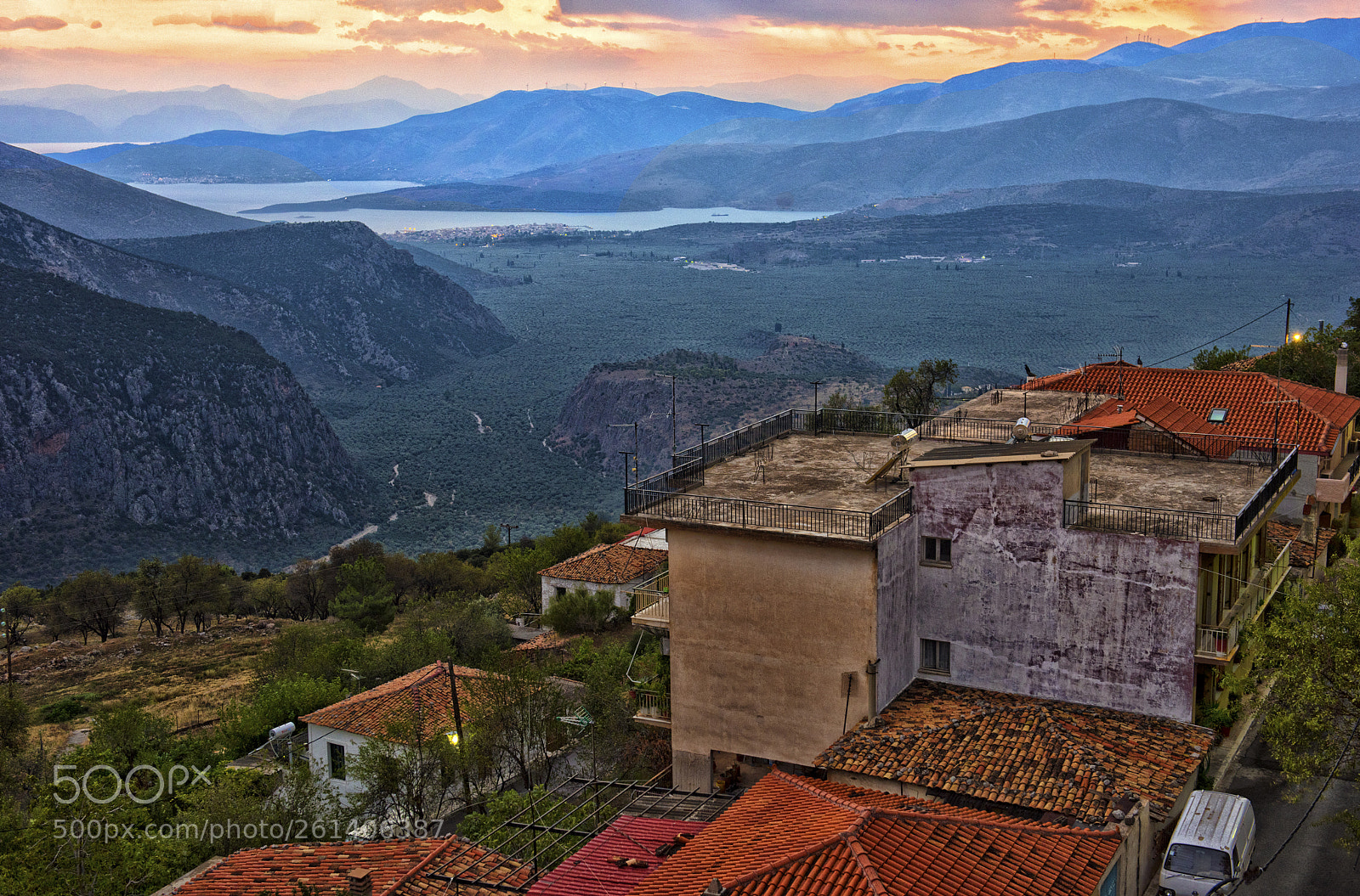 Nikon D810 sample photo. Sunset over delphi photography