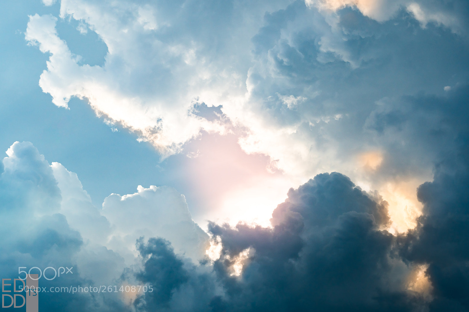 Sony a6300 sample photo. Light in cloud photography
