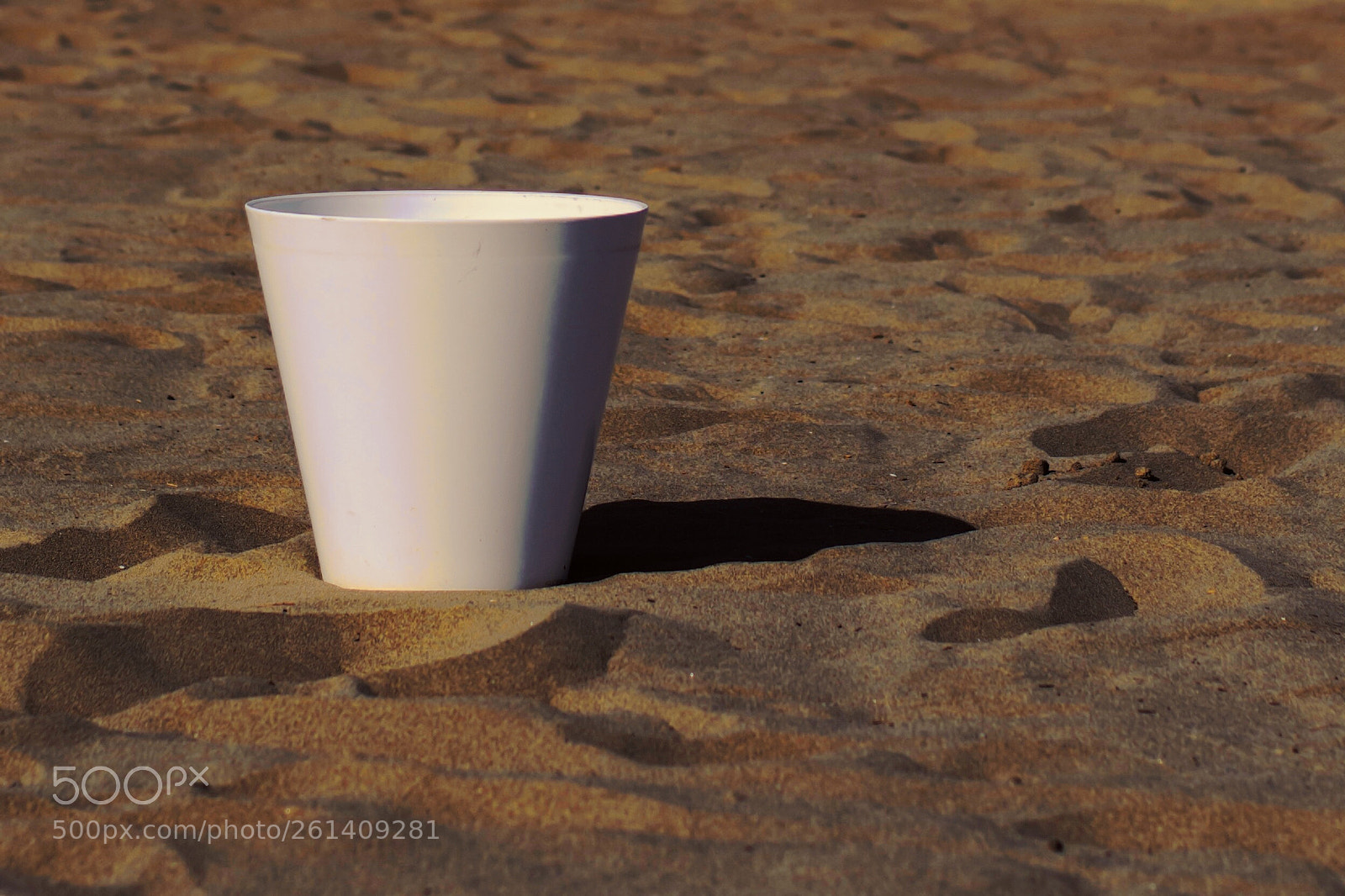 Nikon D5200 sample photo. Minimal photography