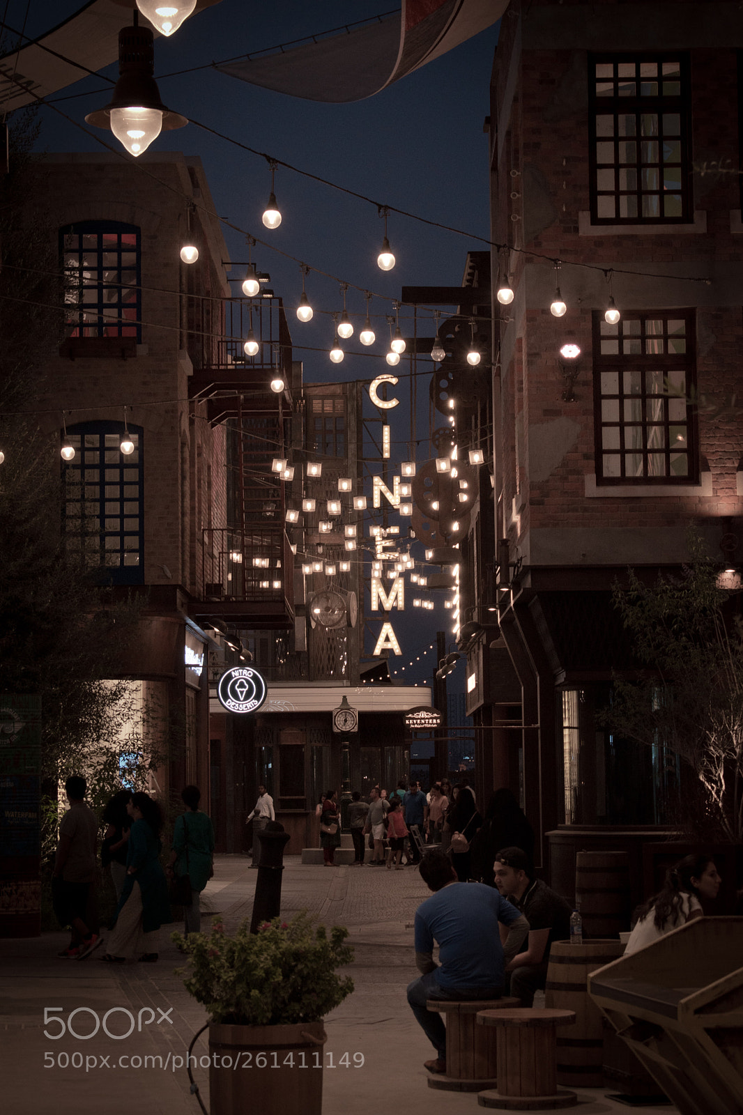 Nikon D5600 sample photo. The cinema alley photography