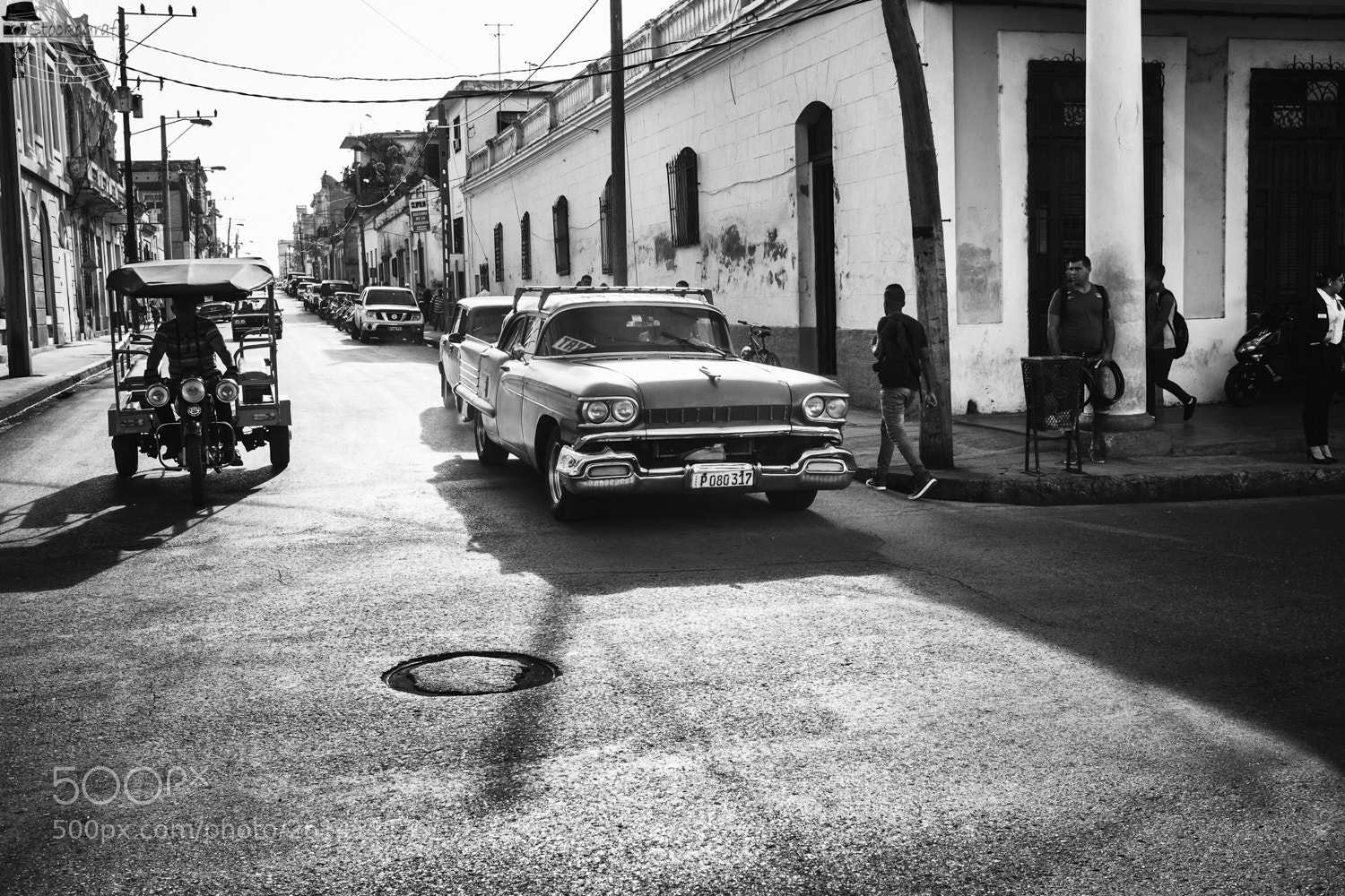 Fujifilm X100F sample photo. The vintage car photography
