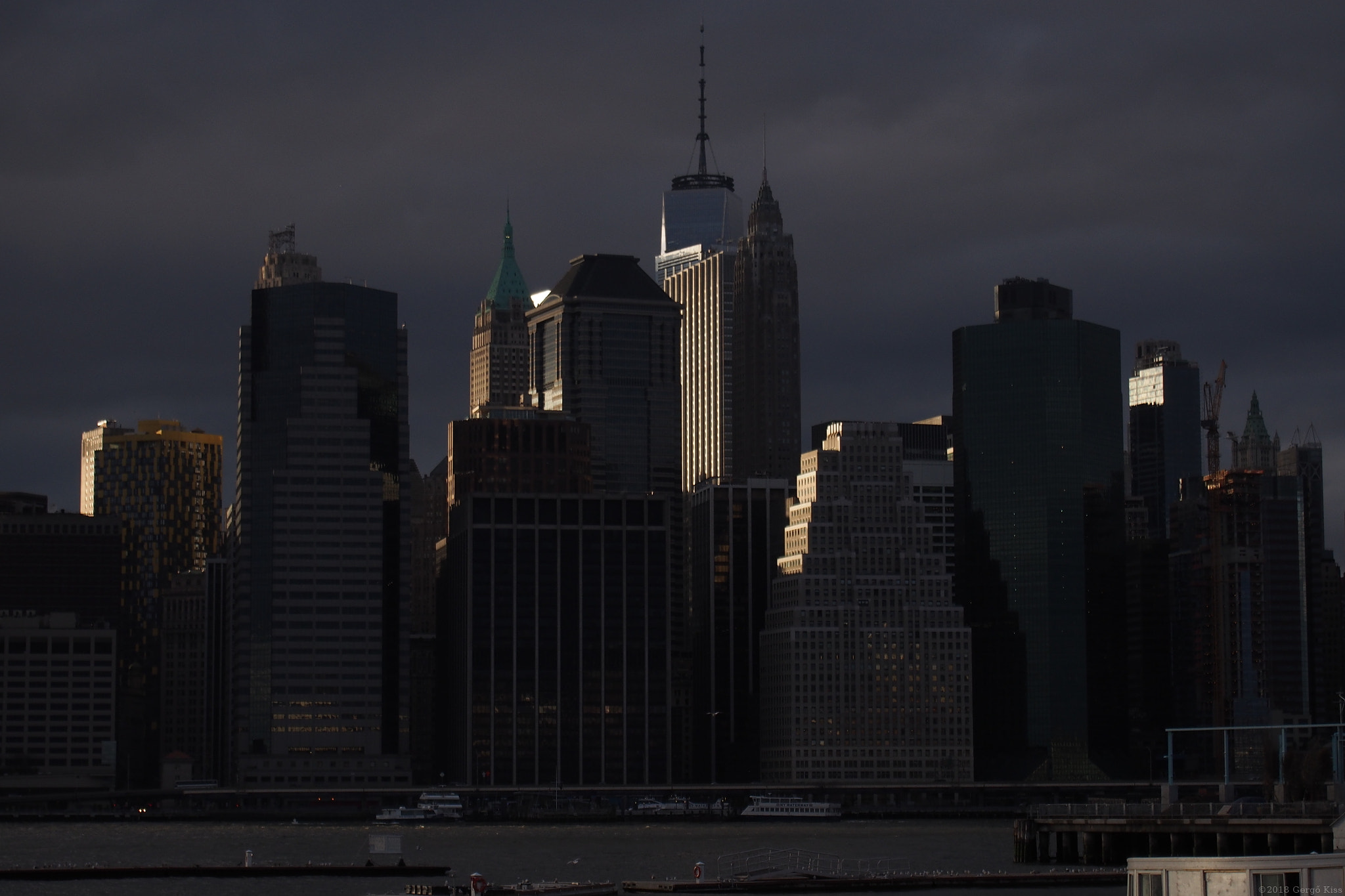 Olympus PEN E-PL6 sample photo. Manhattan sunrays photography