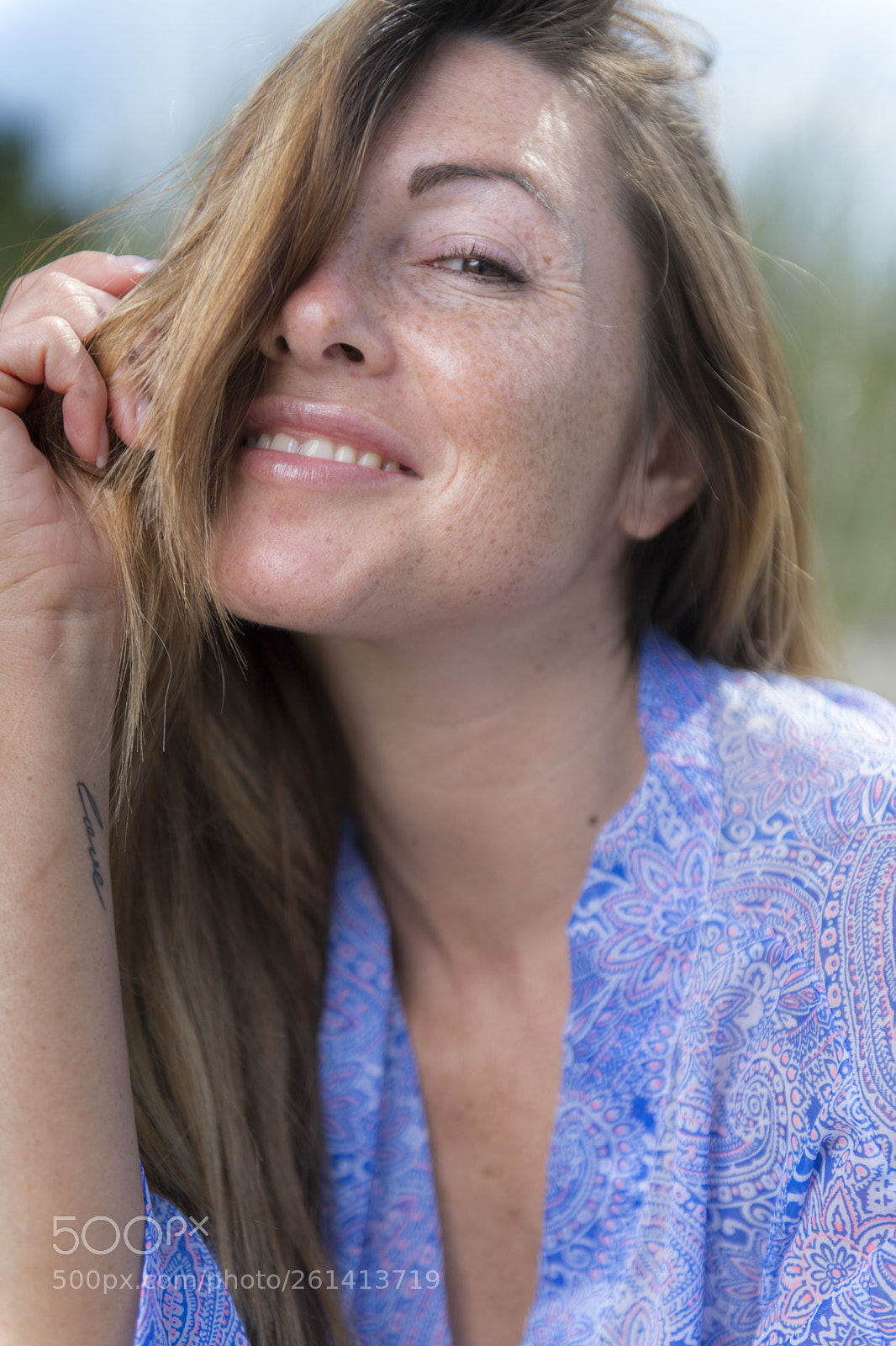 Nikon D5 sample photo. Outdoor flash - model photography