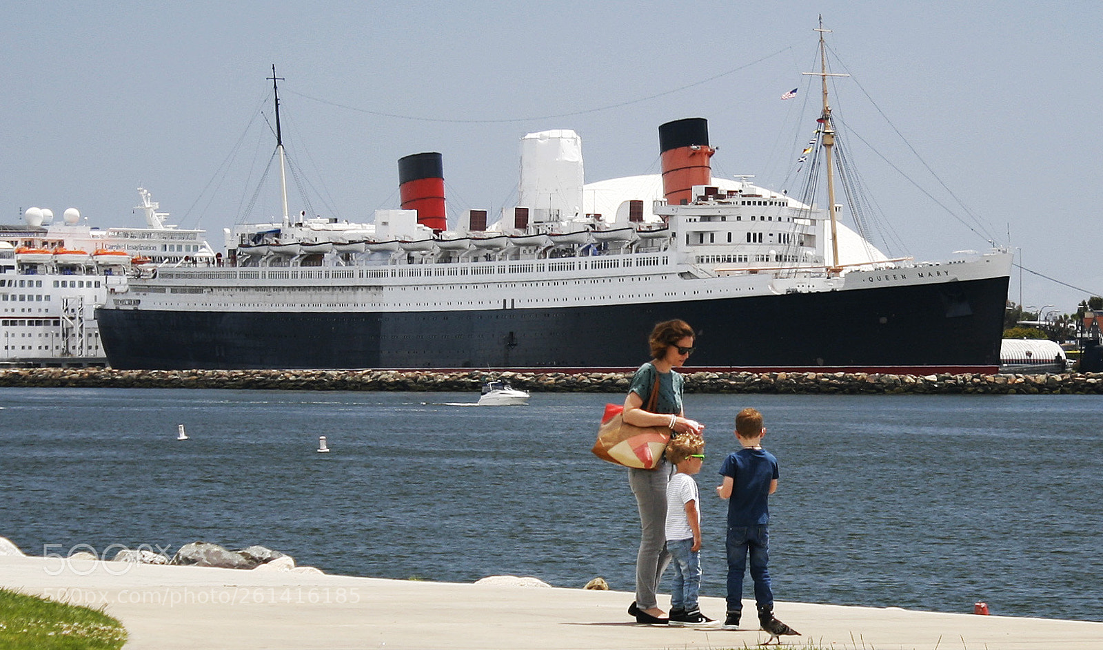 Canon EOS 30D sample photo. Queen mary on mother's photography