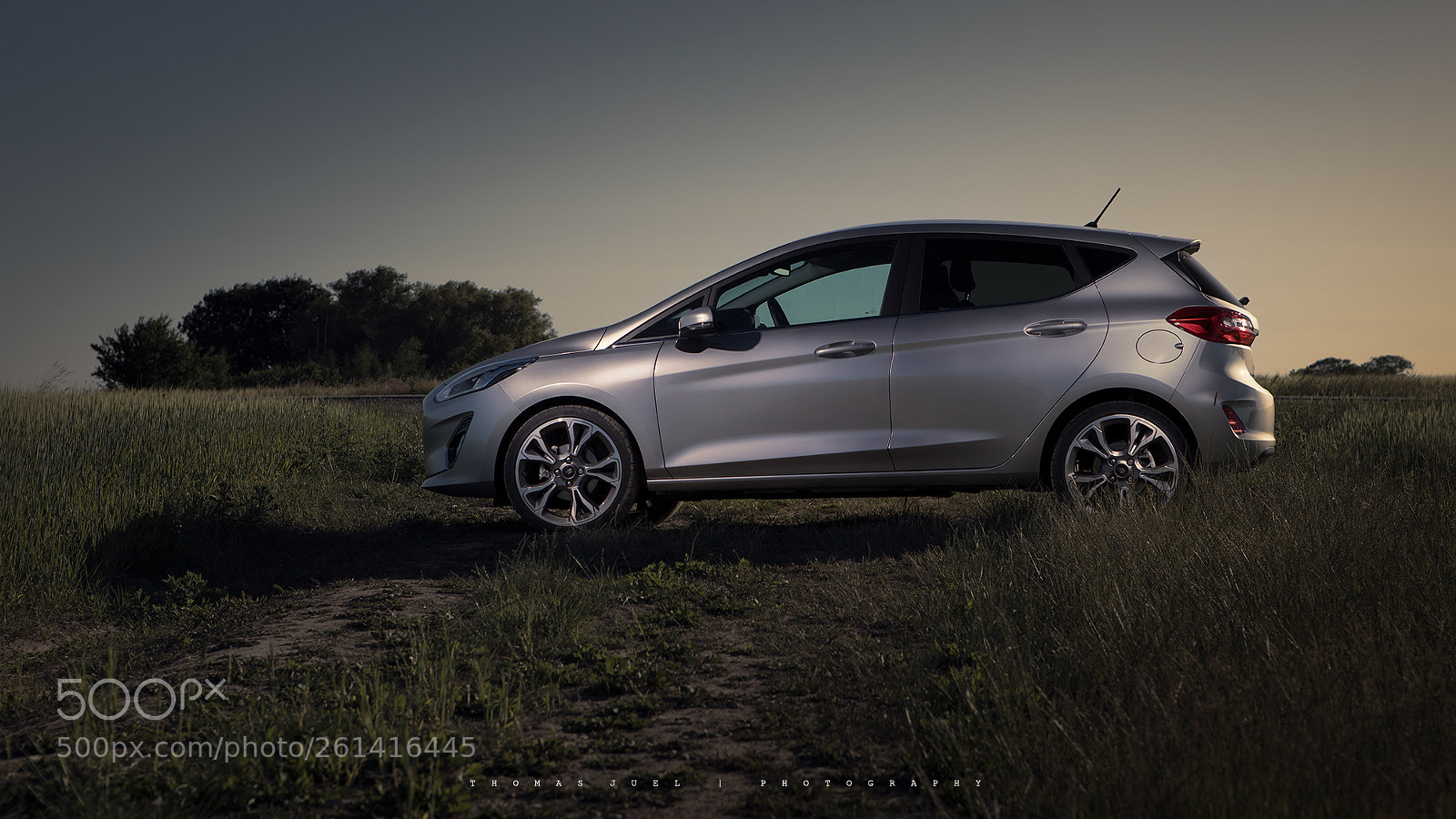 Canon EOS 5D Mark IV sample photo. Ford fiesta photography