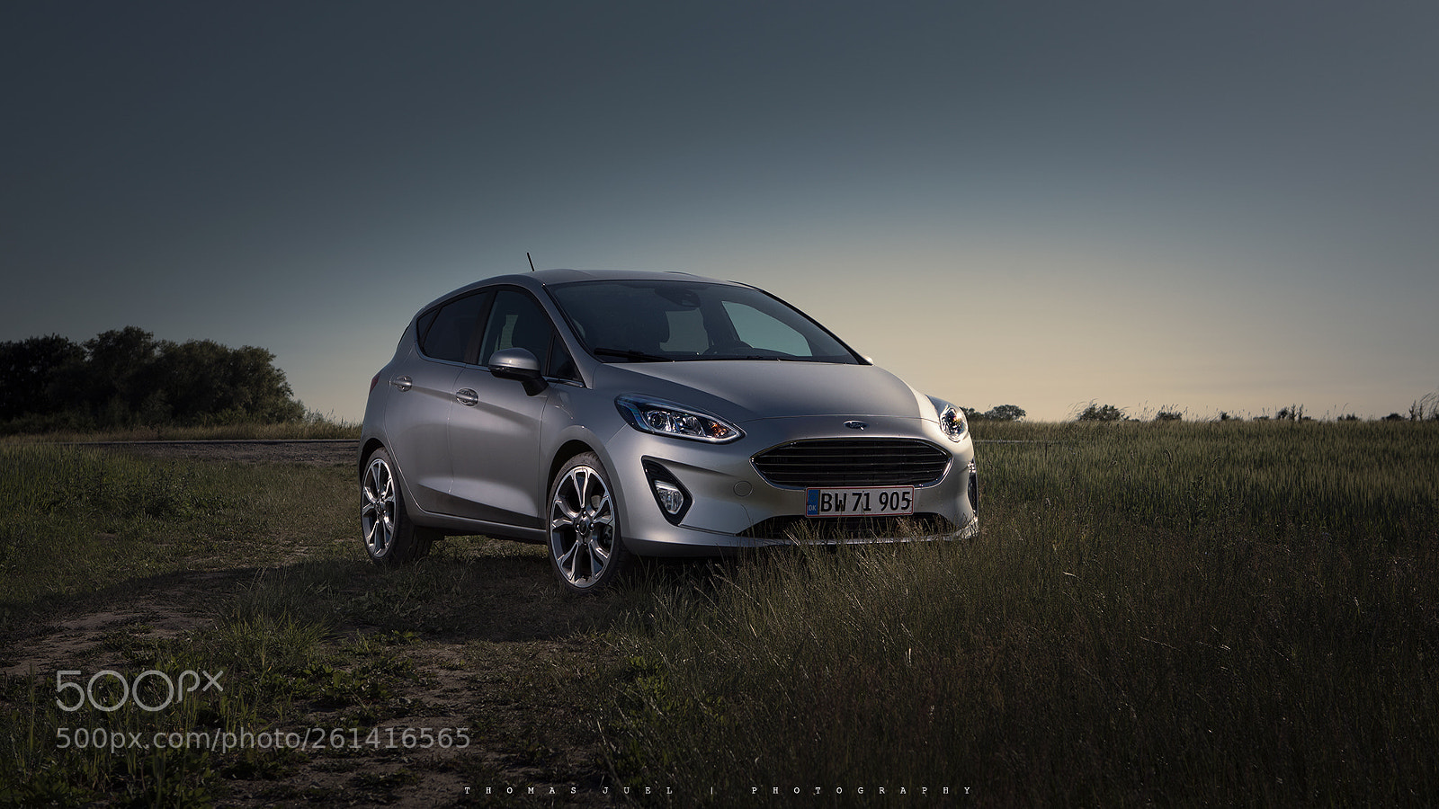 Canon EOS 5D Mark IV sample photo. Ford fiesta photography