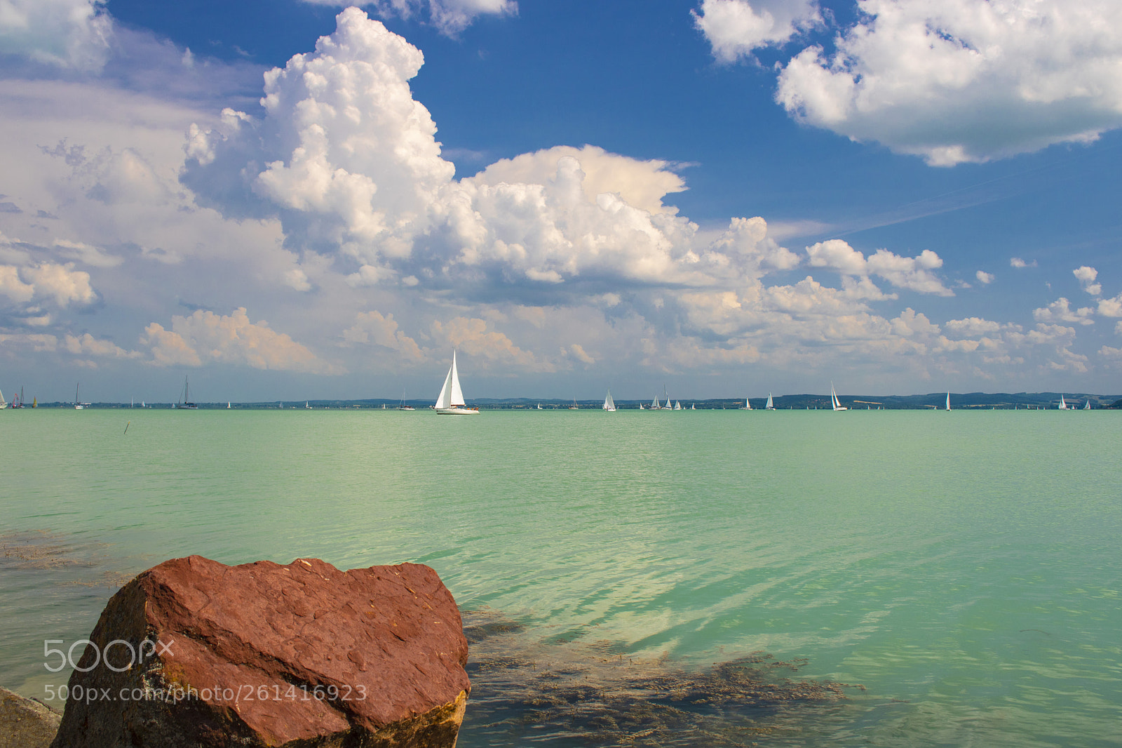 Canon EOS 750D (EOS Rebel T6i / EOS Kiss X8i) sample photo. Sailing on balaton photography