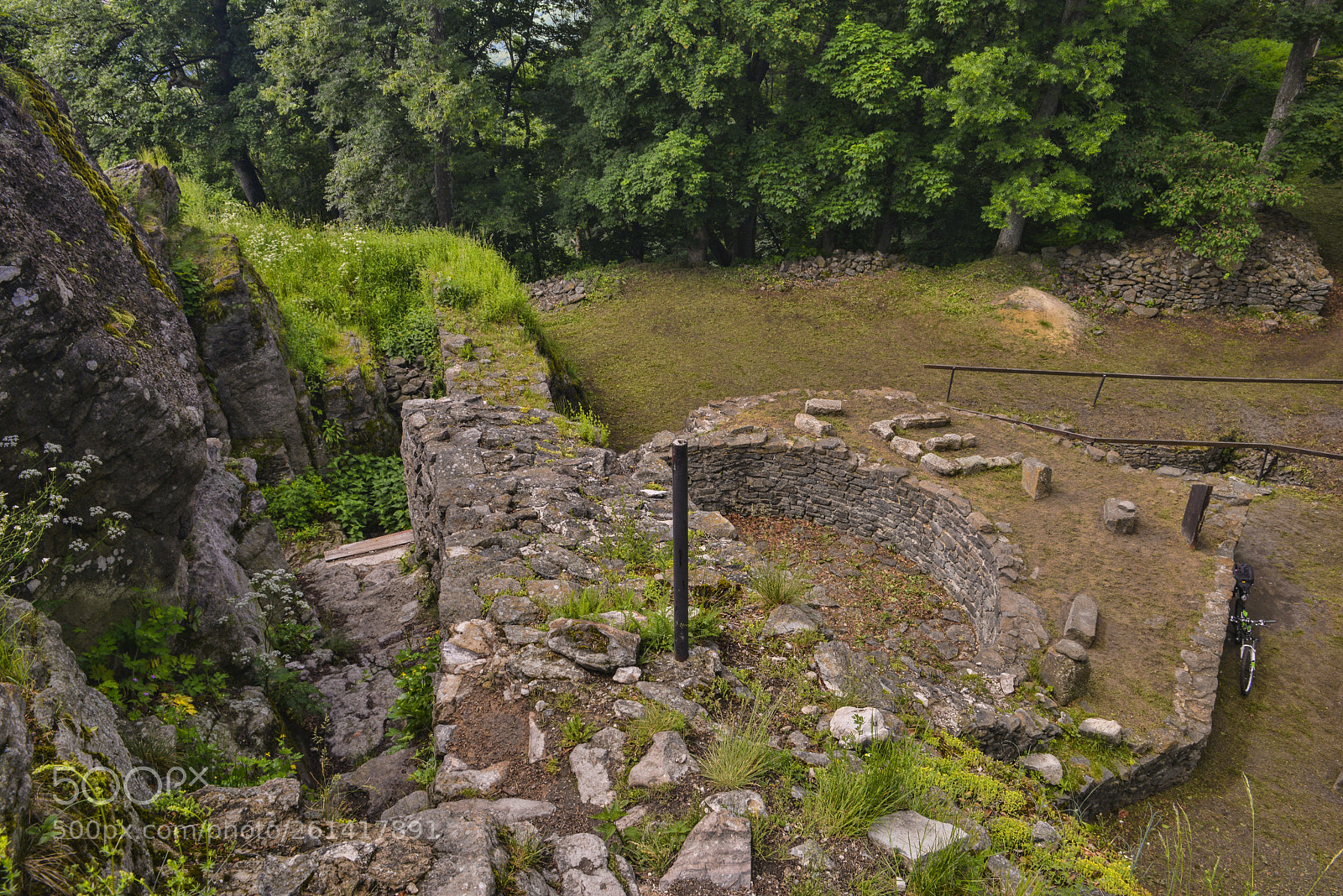 Nikon D800 sample photo. Sitno castle photography