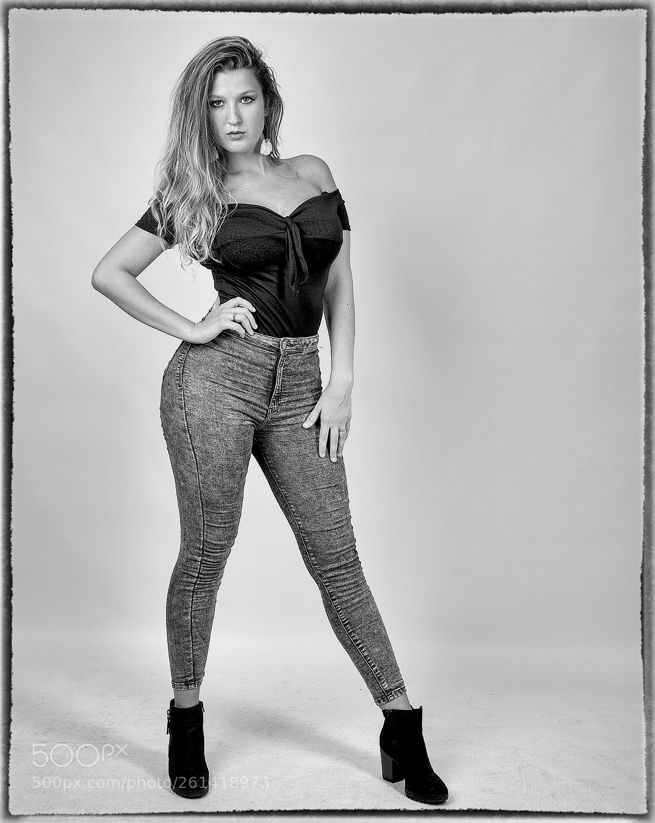 Canon EOS 6D sample photo. Miran black and white photography