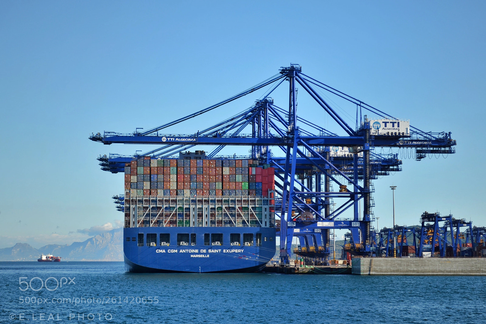 Nikon D3100 sample photo. Megaship cma cgm antoine photography