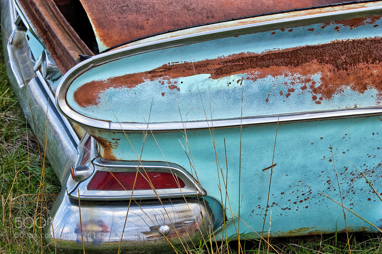 Canon EOS 20D sample photo. Chrome and rust photography