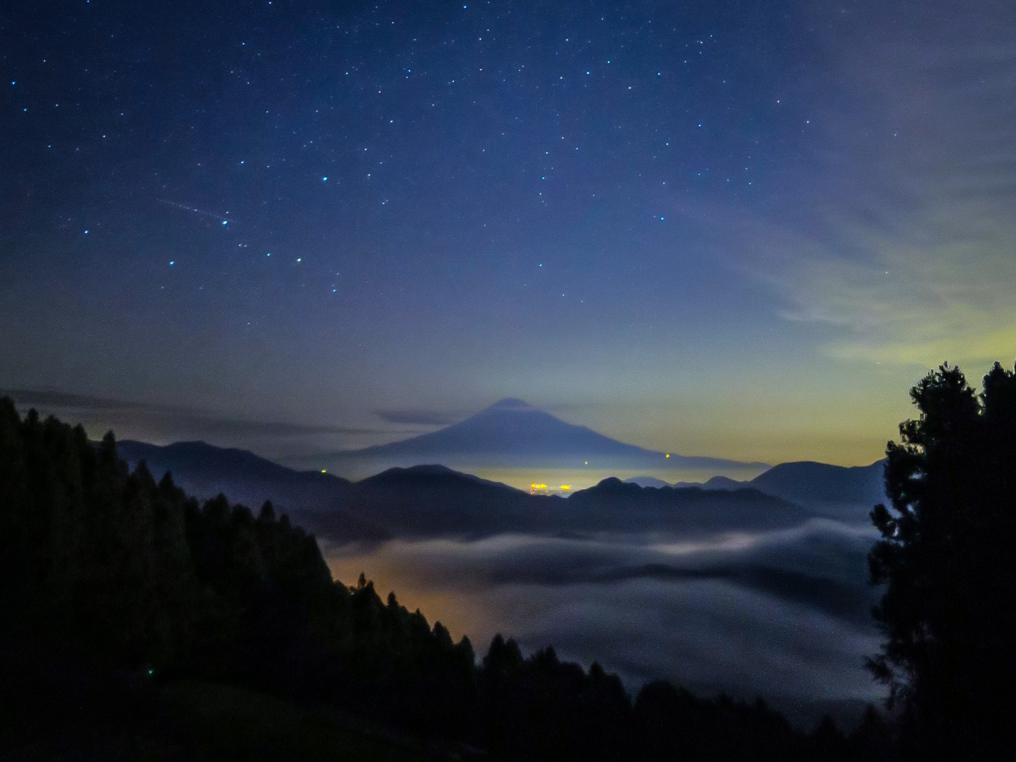 Canon PowerShot S120 sample photo. Mt. fuji, sea of clouds and cassiopeia photography