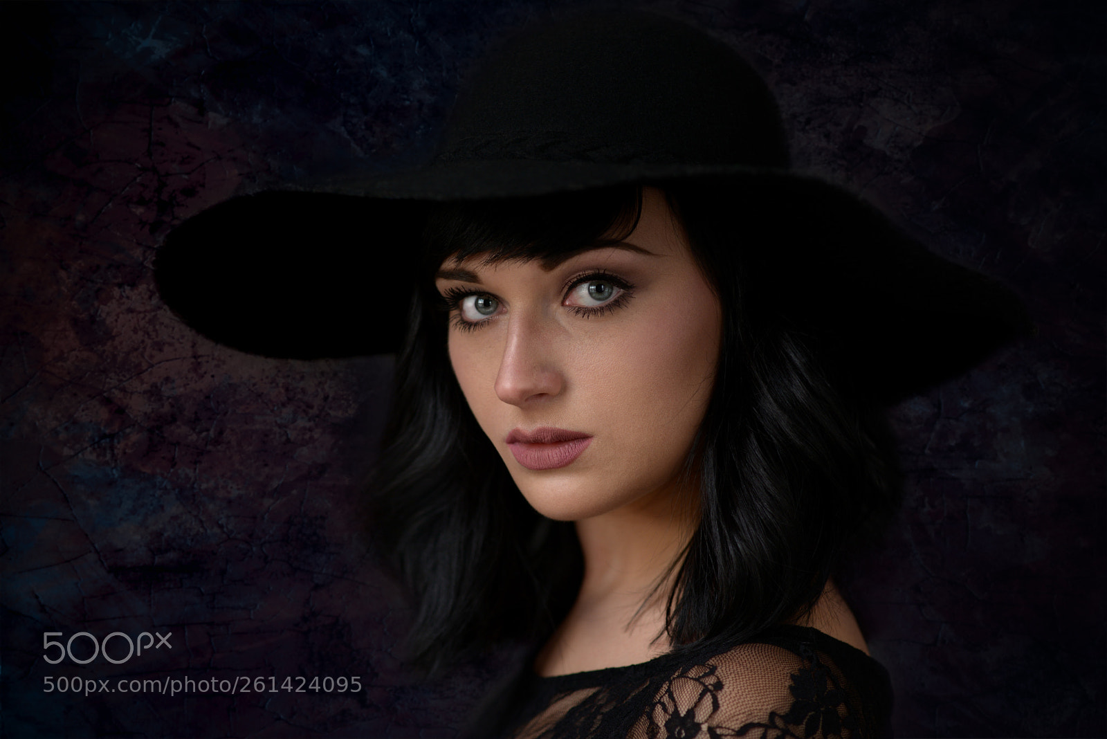 Nikon D610 sample photo. Woman in black hat photography