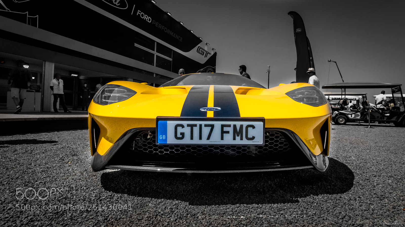 Canon EOS 70D sample photo. Supercar yellow photography