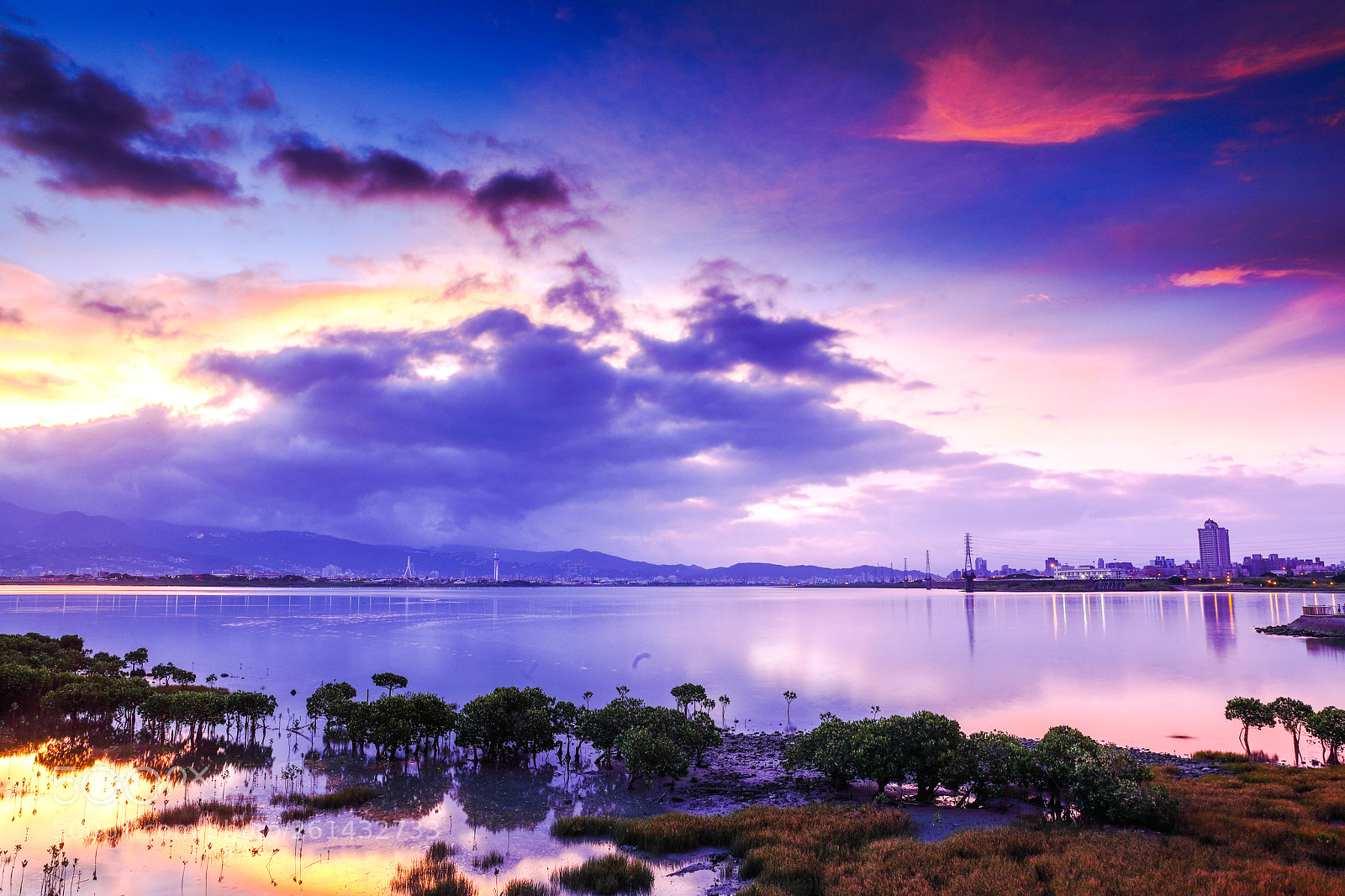 Canon EOS 5D Mark IV sample photo. Sunrise photography