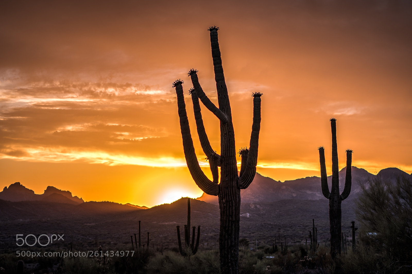 Panasonic Lumix DMC-GH4 sample photo. Superstition mountain photography