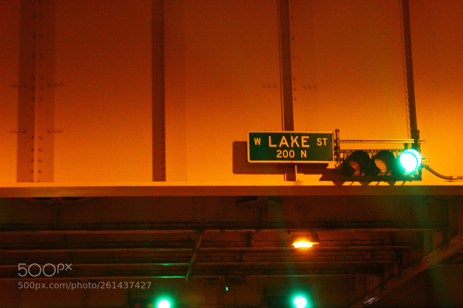 Canon EOS 1300D (EOS Rebel T6 / EOS Kiss X80) sample photo. Lake street sign in photography