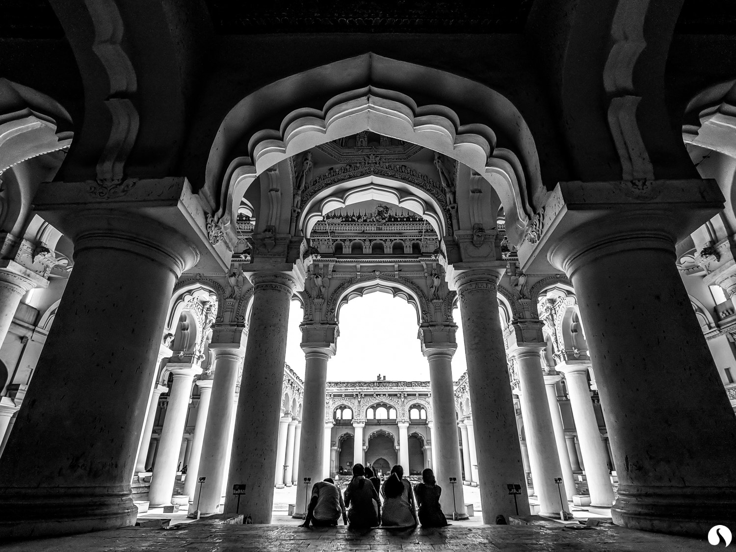 Google Pixel 2 XL sample photo. Thirumalai nayakkar mahal photography