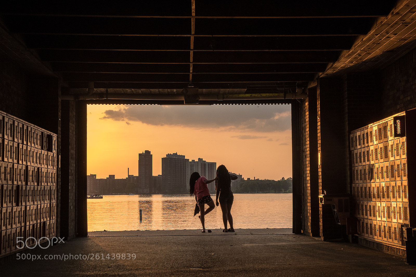 Fujifilm X-T2 sample photo. Golden hour photography