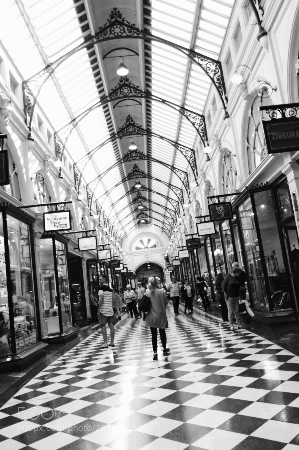 Canon EOS 40D sample photo. Nostalgic royal arcade photography