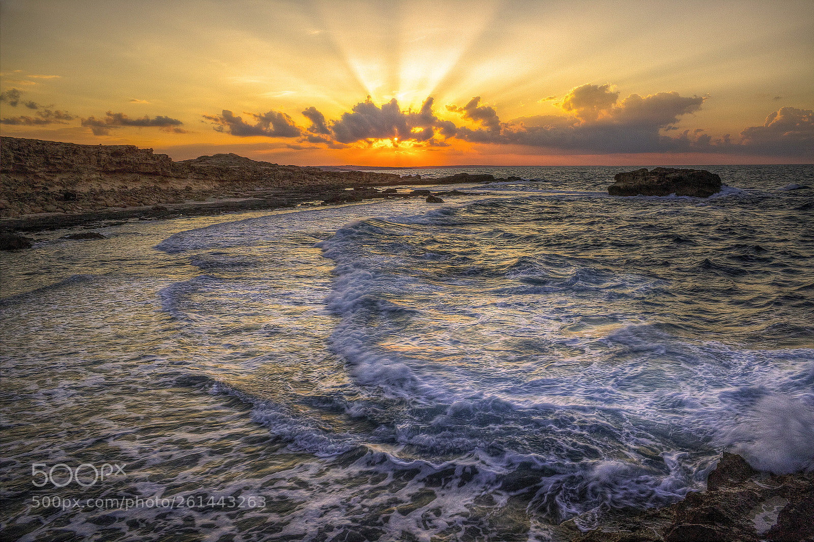 Canon EOS 600D (Rebel EOS T3i / EOS Kiss X5) sample photo. Seascape at sunset. photography