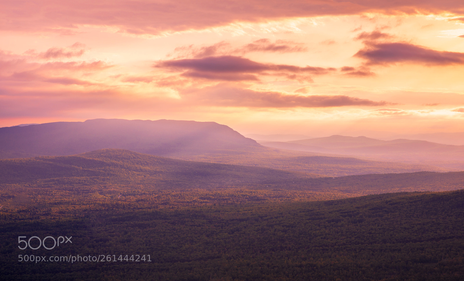 Canon EOS 5D Mark IV sample photo. Sunrise in the valley photography