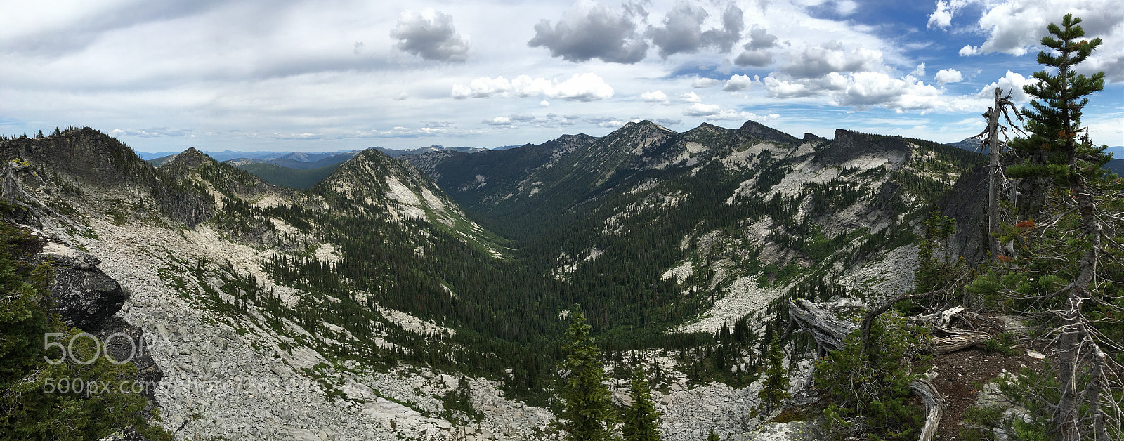 Apple iPhone 6s sample photo. Chimney rock photography