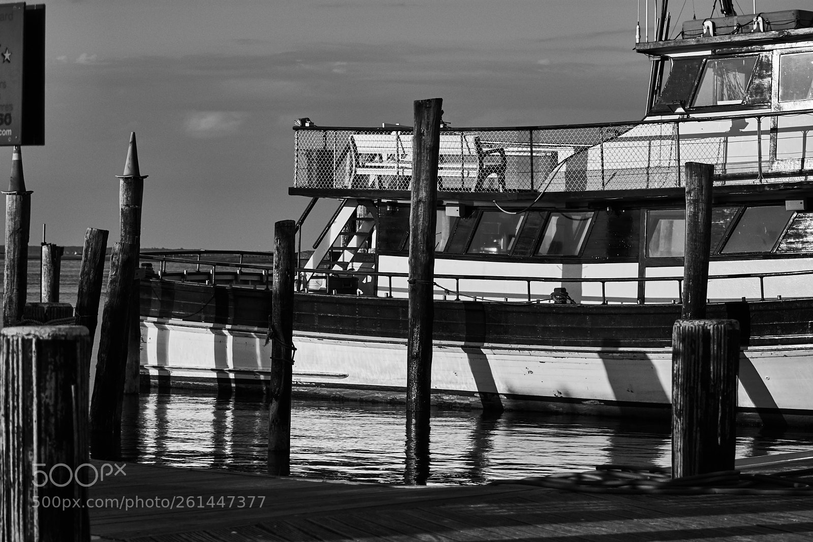 Nikon D7100 sample photo. Docked photography