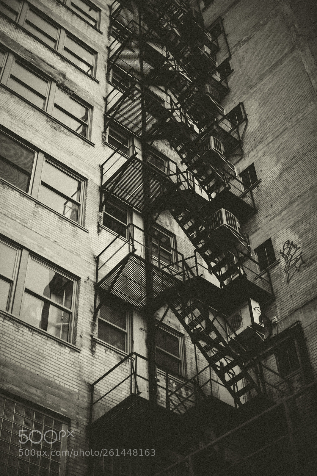 Canon EOS 5D Mark IV sample photo. Fire escape photography