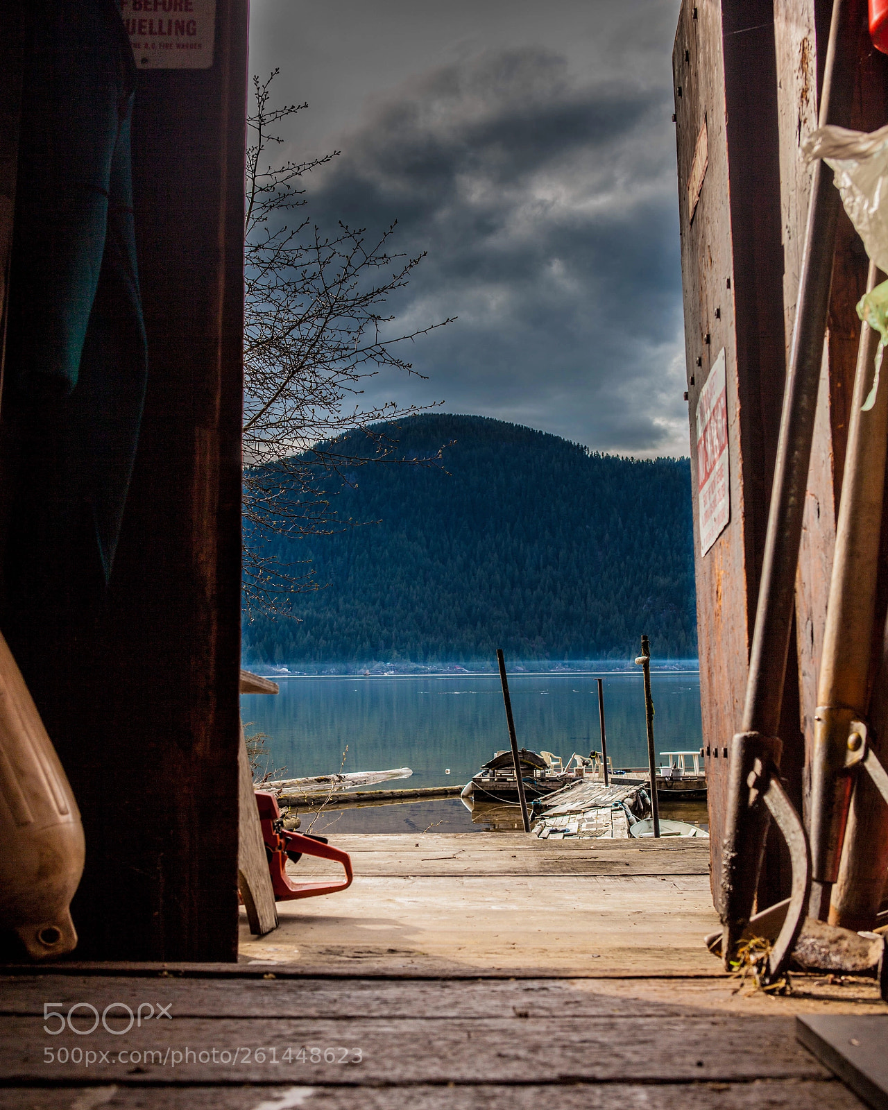 Canon EOS 5D Mark II sample photo. Lake house photography