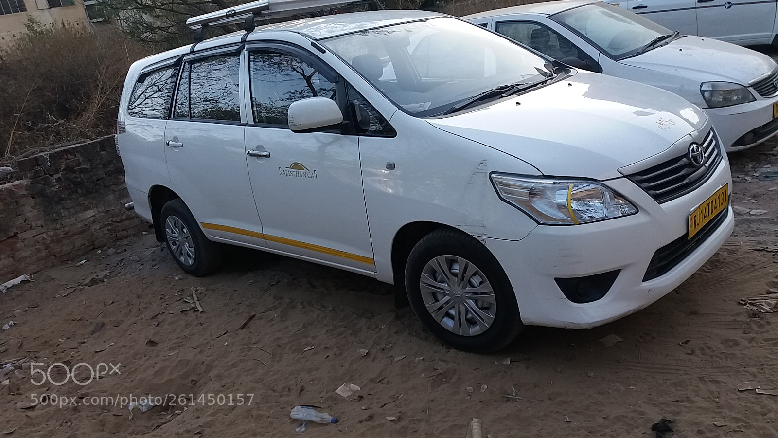 Samsung Galaxy J5 sample photo. Taxi, cab, car rental photography
